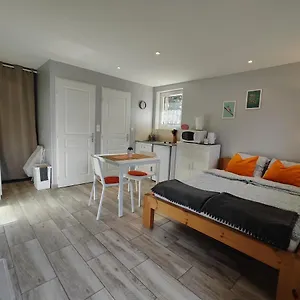 charmant-studio-a-autrans.hotels-rhonealpes.com/